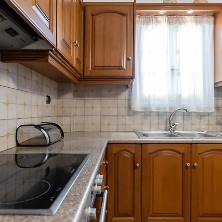 Makima Naxos Town Apartment